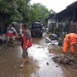 Cara tetap sehat dan tidak mudah terkena penyakit ketika banjir