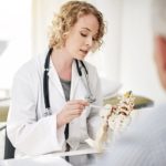 Pengapuran Tulang atau Osteoporosis Penyebab, Gejala, Pencegahan dan Pengobatan