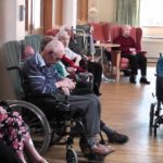 Wajib Baca Ini Dulu Sebelum Menitipkan Orang Tua di Panti Jompo