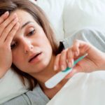 Demam dan Batuk? Jangan Panik. Ini Perbedaan Gejala Covid-19 dengan Flu Gejala virus corona dengan flu