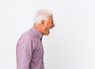 Tips meredakan marah pada lansia penderita alzheimer dan demensia