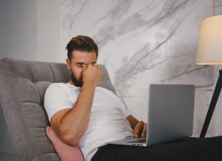 Lakukan 5 Tips ini agar mata tidak mudah lelah