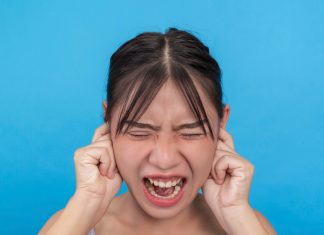 Telinga Berdengung Tiba-Tiba? Kenali Penyebab dan Cara Mengatasinya