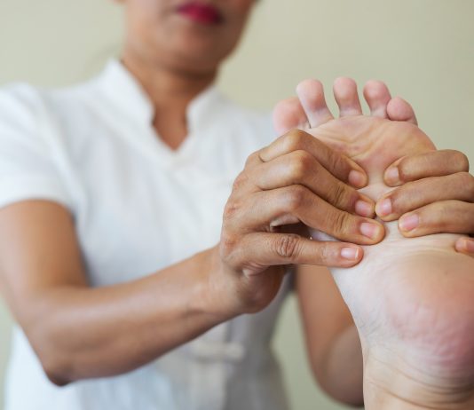 Hampir Mirip! Kenali 5 Perbedaan Asam Urat dan Rematik