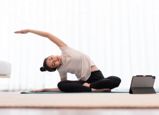 4 Gerakan Yoga ini Baik untuk Turunkan Kolesterol Tinggi, Bisa Dicoba di Rumah!