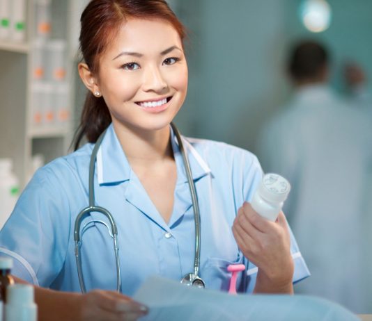 Berapa Biaya Panggil Perawat Medis ke Rumah