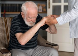 Panduan dan Cara Merawat Lansia yang Pikun