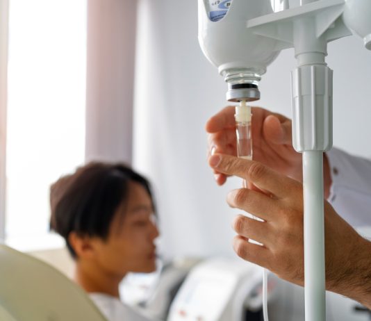 Memahami Prosedur Kemoterapi untuk Pasien Leukimia