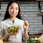 Tips Pola Makan yang Tepat untuk Mengatasi Asam Lambung